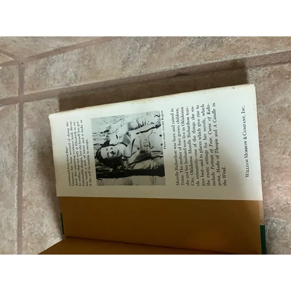 The Song of India Mozelle Richardson‎ Hardcover Book, Dust Jacket, 1975